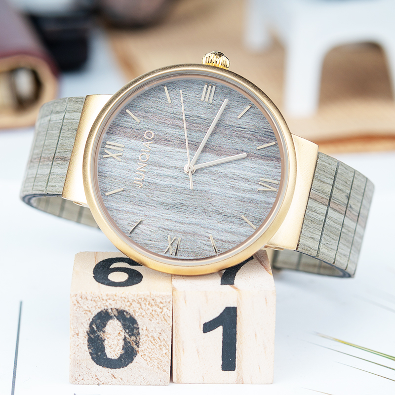 시계 여성 간단한 기질 학생 캐주얼 패션 나무 껍질 시계 트렌드 석영 운동 금속 다이얼 시계
