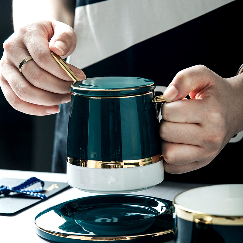 커피잔 세트 유럽식 럭셔리 가정용 크리에이티브 금테 세라믹 티컵 파우치