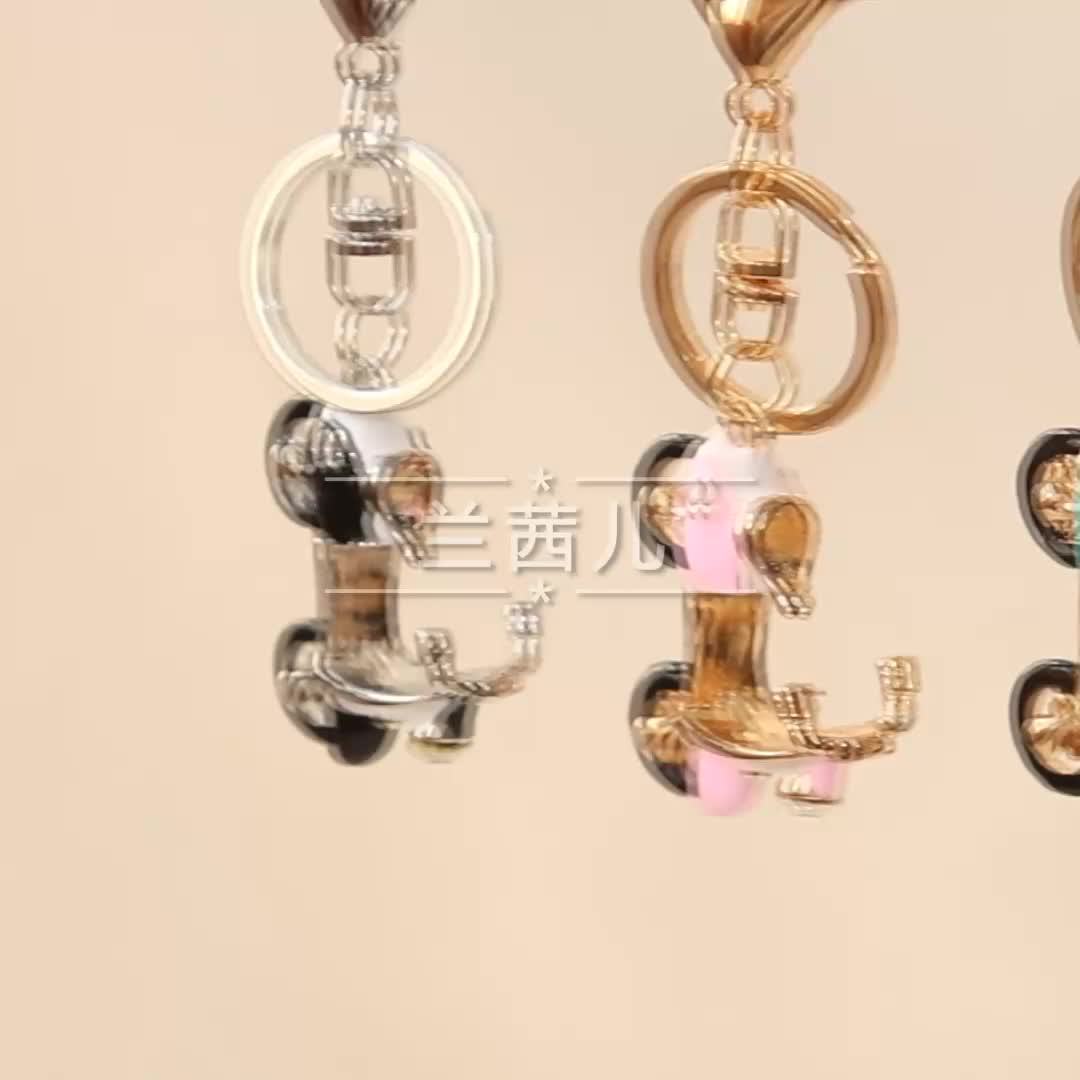 자동차 열쇠 고리 여성 한국어 창조적 인 귀여운 라인 석 오토바이 모델 선물 커플 가방 펜던트 열쇠 고리
