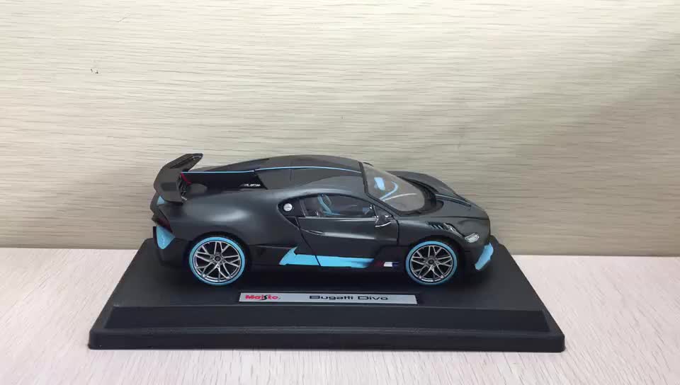 124 부가티 Divo 스포츠카 시뮬레이션 합금 자동차 모델 장난감 소년 선물