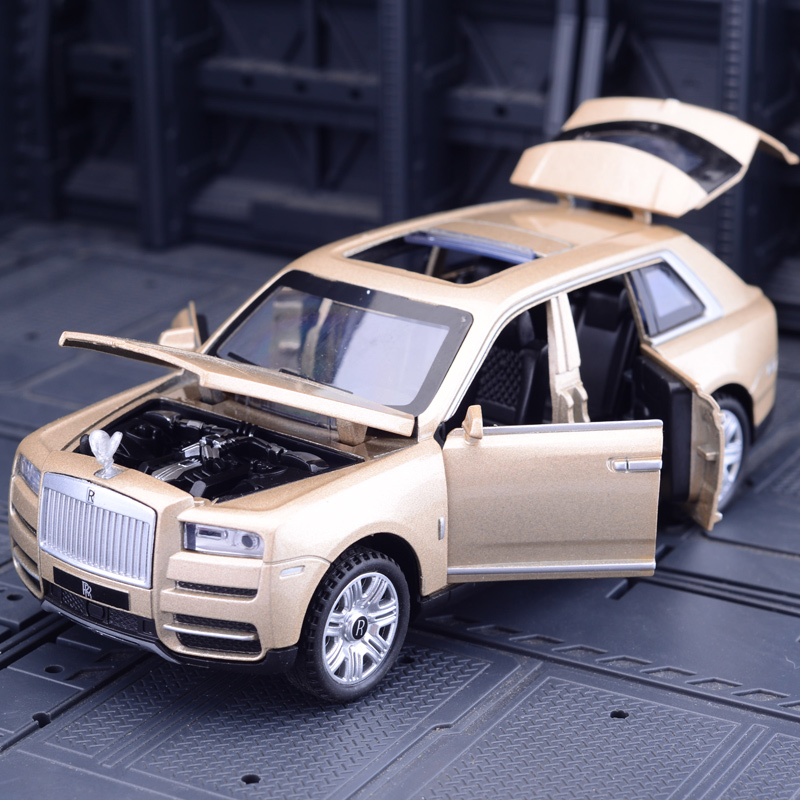 시뮬레이션 자동차 모델 SUV 합금 사운드 및 라이트 풀백 오프로드 차량 상용 MPV 장난감 금속