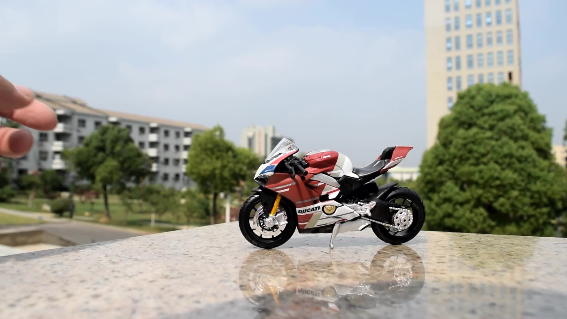 Ducati V4S Panigale Meritor 그림 새로운 1:18 합금 오토바이 모델 장식 케이크 장식