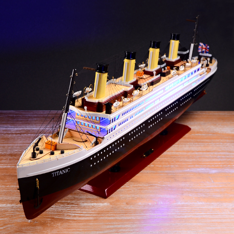 타이타닉 모델 장식 장식품 수공예 선박 와인 캐비닛 라이트 목조 세일링 룸
