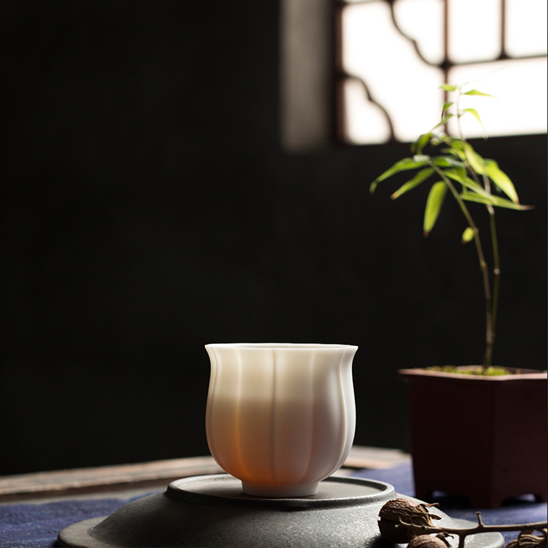 Jiyi 대형 마스터 컵 얇은 양고기 지방 옥 흰색 도자기 차 안티 스케일링 가정용 레트로 개인 싱글