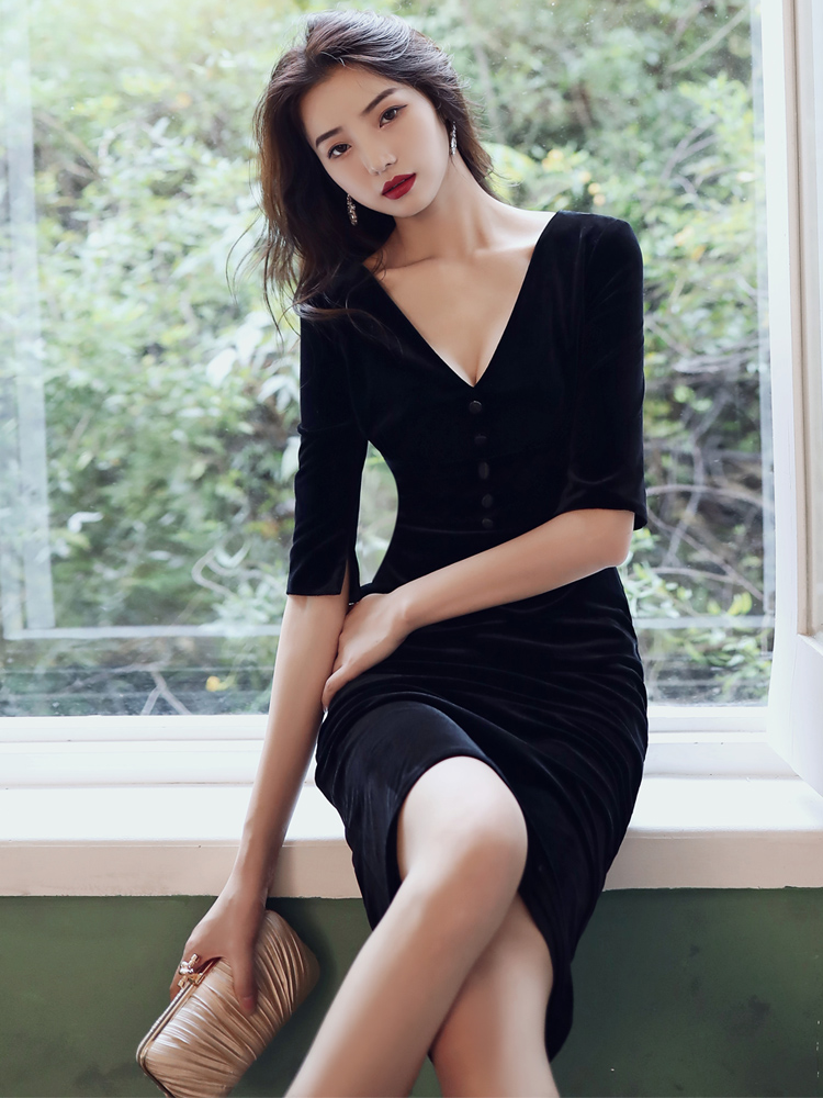 검은 색 작은 이브닝 드레스 브이넥 간단한 슬림 가방 엉덩이 짧은 호스트는 일반적으로 여성 입을 수