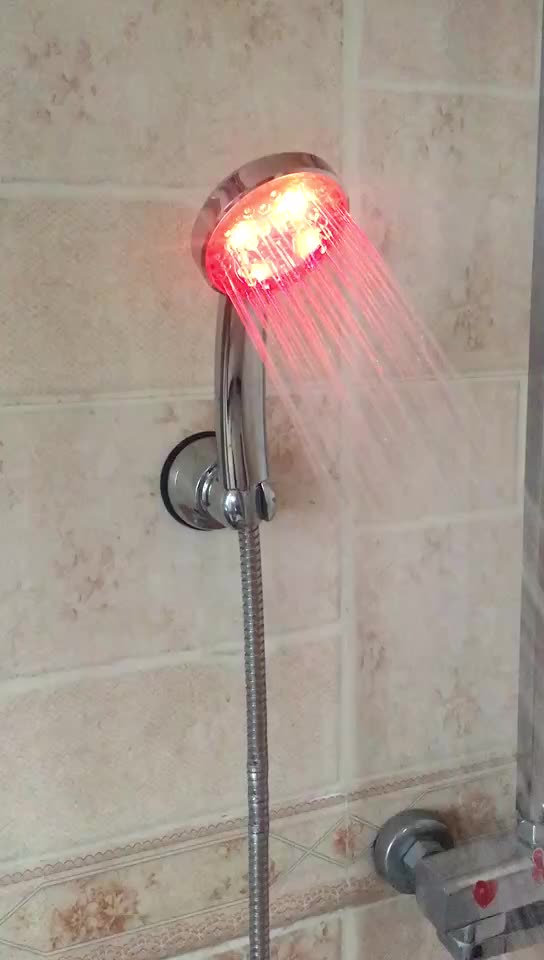 7 개의 색깔 LED 샤워 꼭지를 바꾸는 소형 가정 Bath 무지개