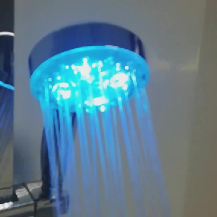 7 개의 색깔 LED 샤워 꼭지 강우 변화