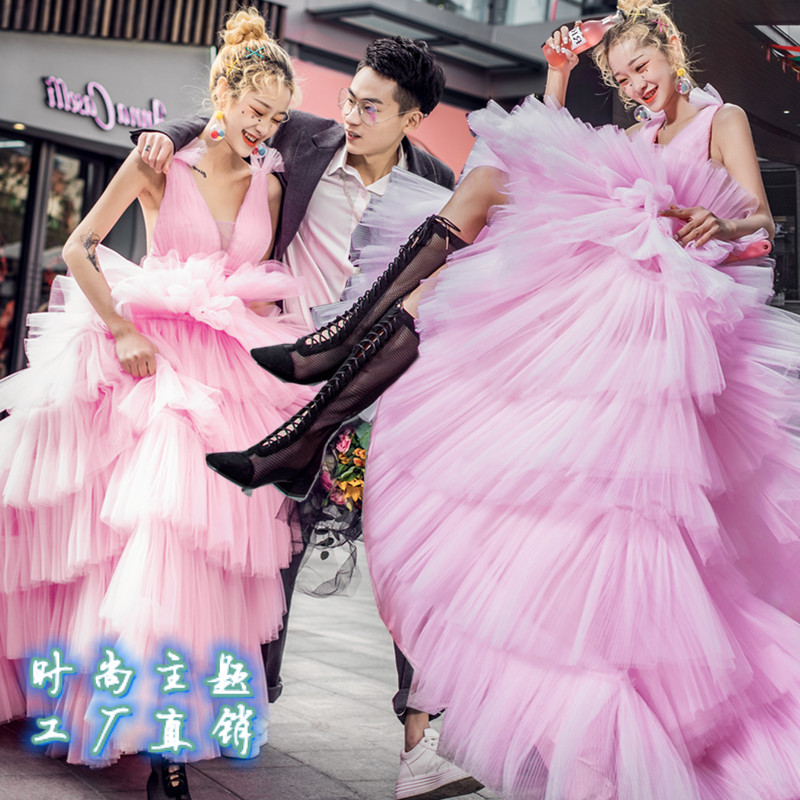 사진 스튜디오 테마 커플 의류 전시회 웨딩 신부 거리 위치 드레스
