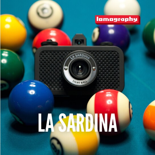 Lomo Camera La Sardina No. 8 American Billiards 우아한 검정 정어리 22MM 광각