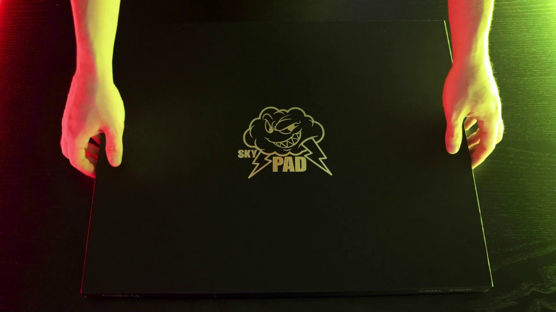 SkyPAD 마우스 패드 부드러운 e-스포츠 게임 대회 CSGO 특수 방수 내구성 강화 유리 FPS 대형