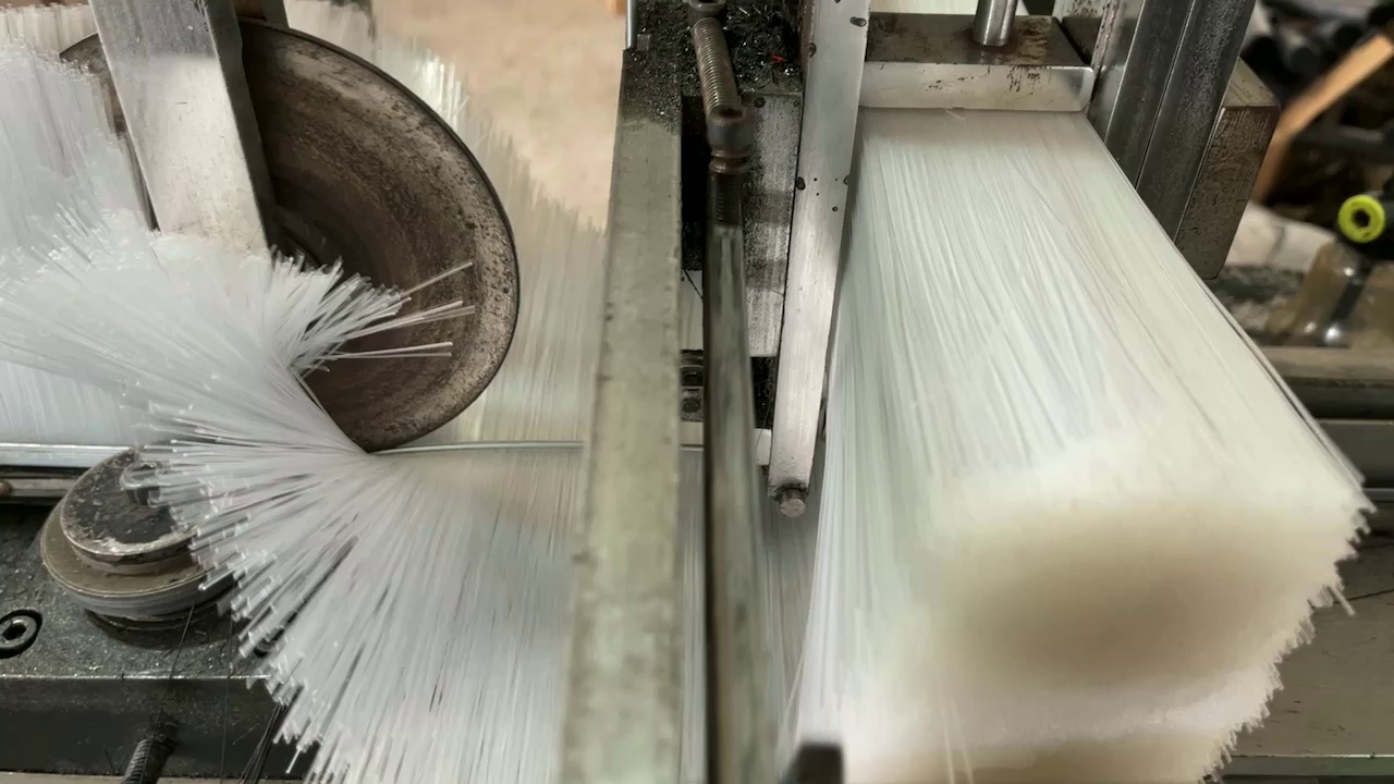 제조 업체 알루미늄 합금 스트립 브러시 산업용 기계 청소 캐비닛 씰 방진 나일론