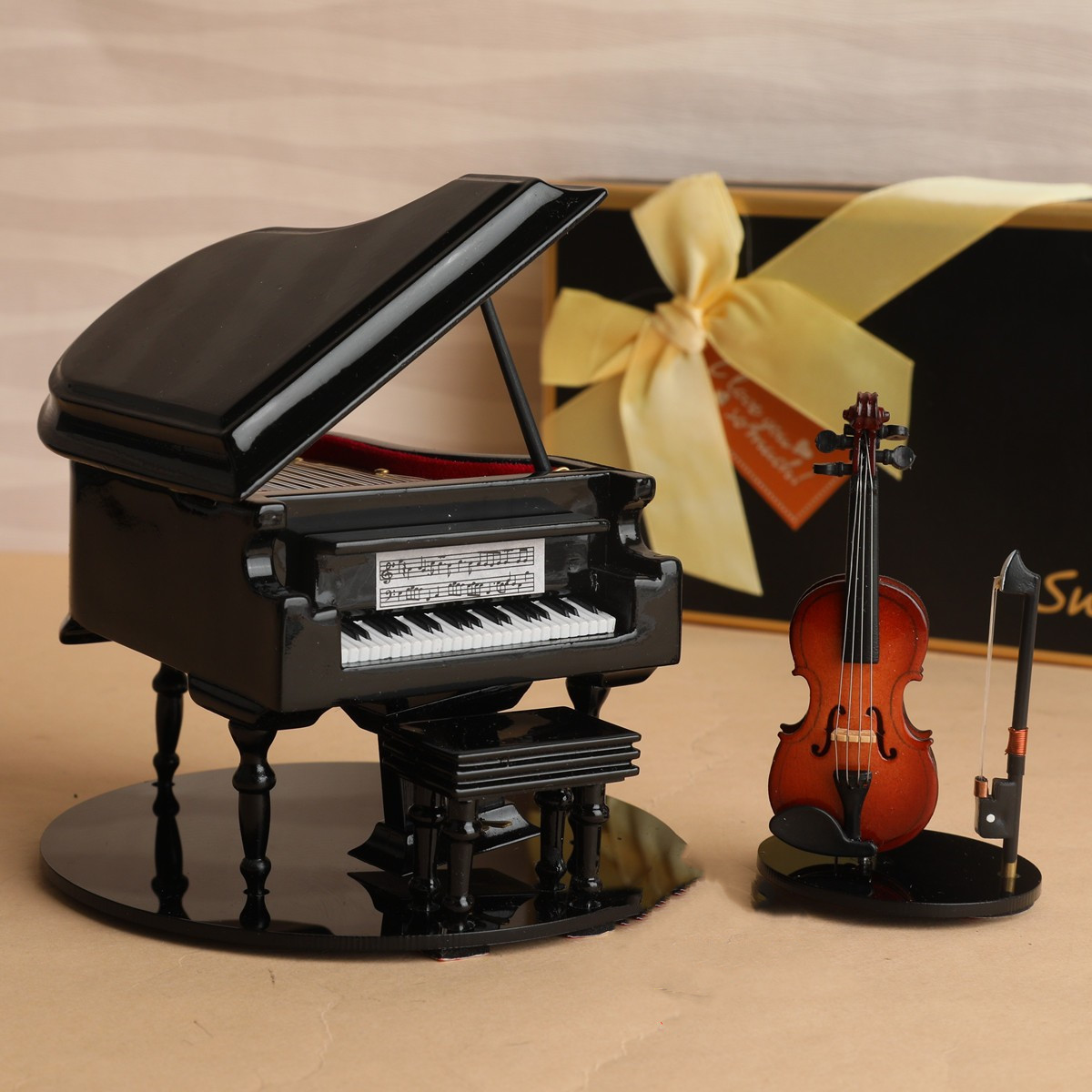 악기 자동차 자동차 장식 인테리어 액세서리 자동차 진자 피아노 모델 바이올린 기타 색소폰 경적 미니 펜던트