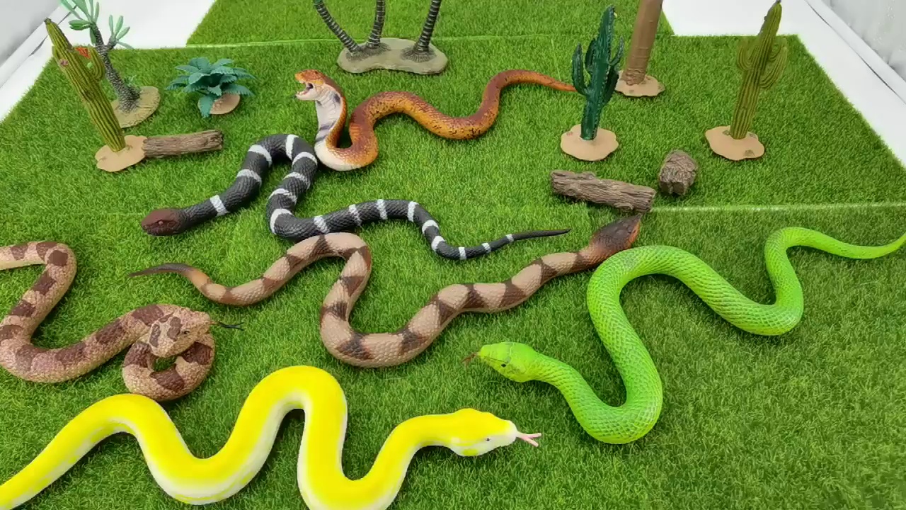 시뮬레이션 실리콘 대나무 잎 녹색 5 단계 뱀 장난감 모델 부드러운 접착제 코브라 동물 방울뱀 슈퍼 롱 무서운 트릭