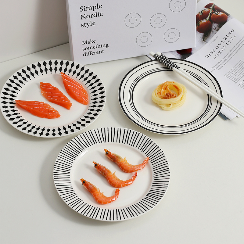 Koziwa 세라믹 접시 일본 작은 신선한 플랫 플레이트 가정 접시 접시 서양 음식 일본 스테이크 접시 선물 상자 세트